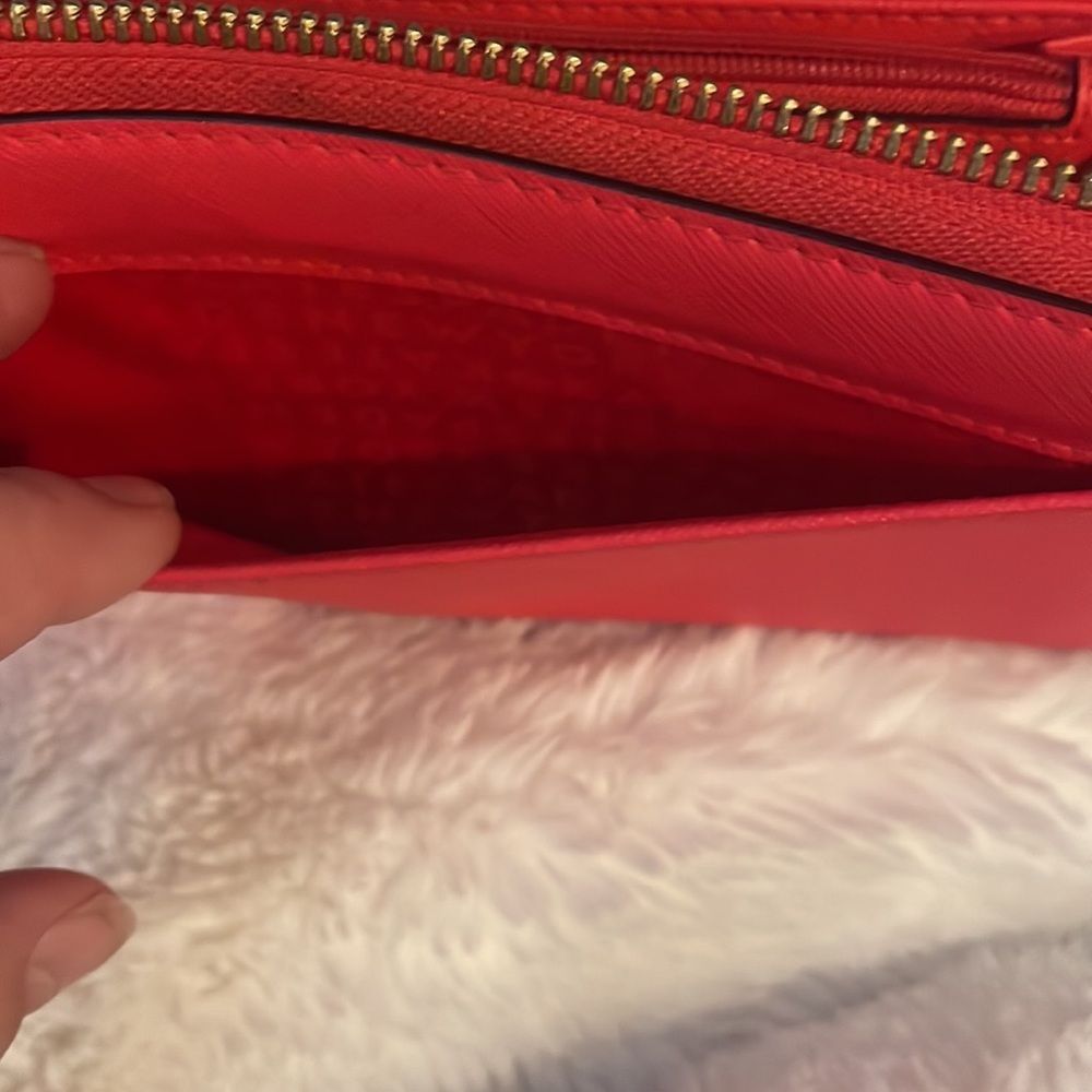 Kate Spade Take the Cake Wallet Coral Leather Zip - Picture 3 of 9